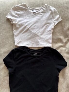 Aritzia Essential Crop Tee - White & Black